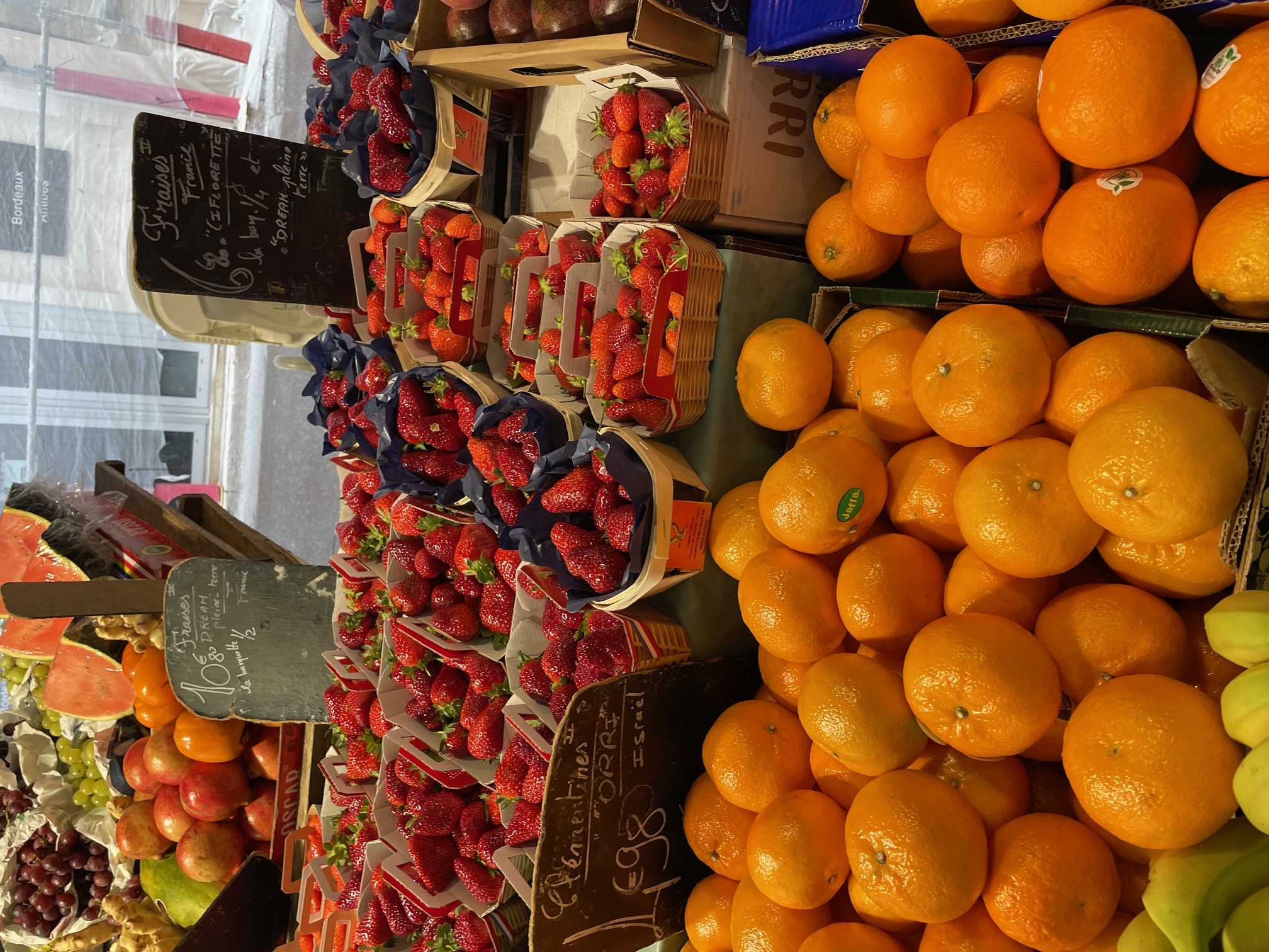 Antibes spring market